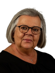 Mona Kristiansen, Medarbejder